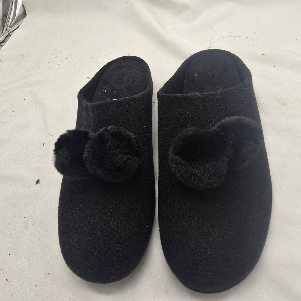FitFlop Chrissie Pom-Pom Slippers Women 7 Black Felt iQushion Mules DZ2-090